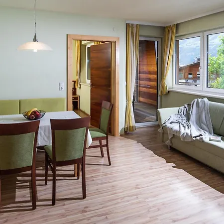 Apparthaus & Chalets Hofer Zell am Ziller Exterior photo