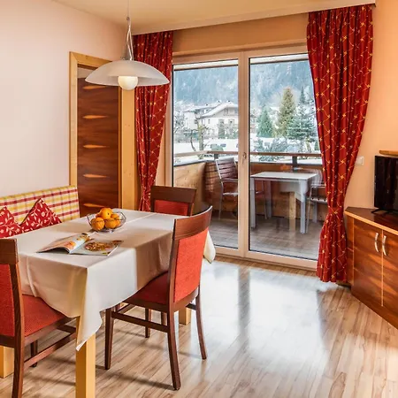 Apparthaus & Chalets Hofer Zell am Ziller Exterior photo