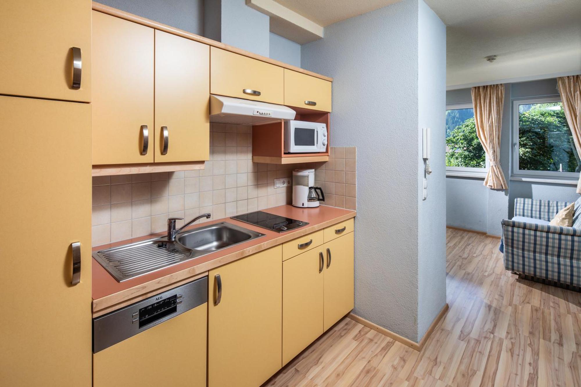 Apparthaus & Hofer Apartment